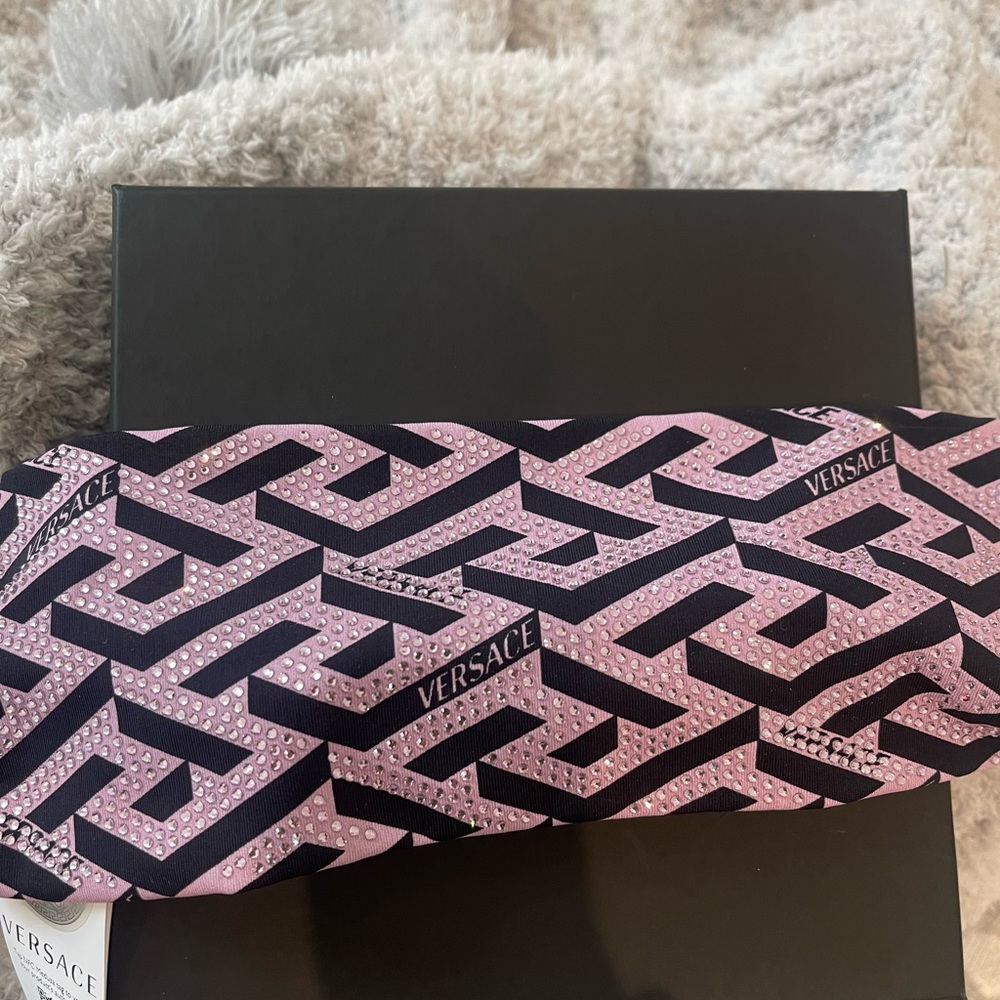 Versace headband🌸🌸 - Picture 2 of 3